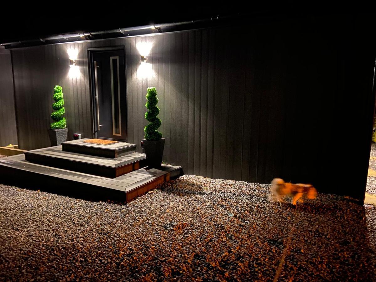 Loudoun Mains Luxury Lodges Newmilns Bagian luar foto