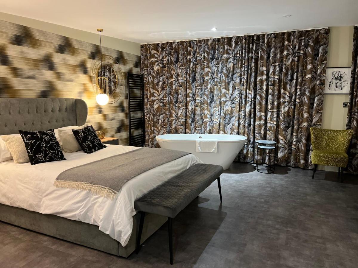 Loudoun Mains Luxury Lodges Newmilns Bagian luar foto